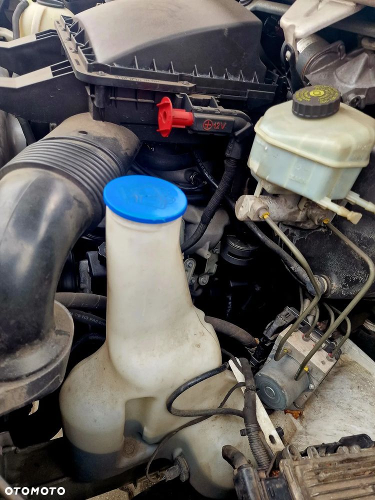 Mercedes-Benz Sprinter - 12