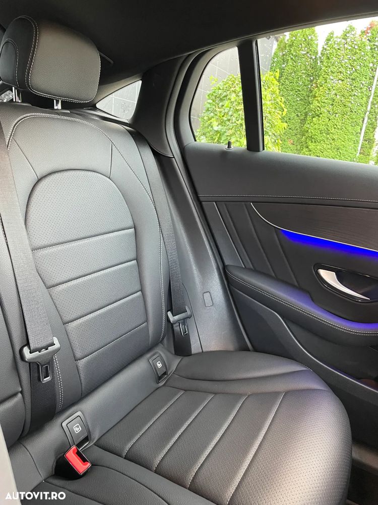 Mercedes-Benz GLC Coupe 300 4MATIC MHEV - 28