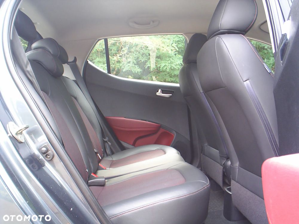 Hyundai i10 1.2 YES Silver - 11