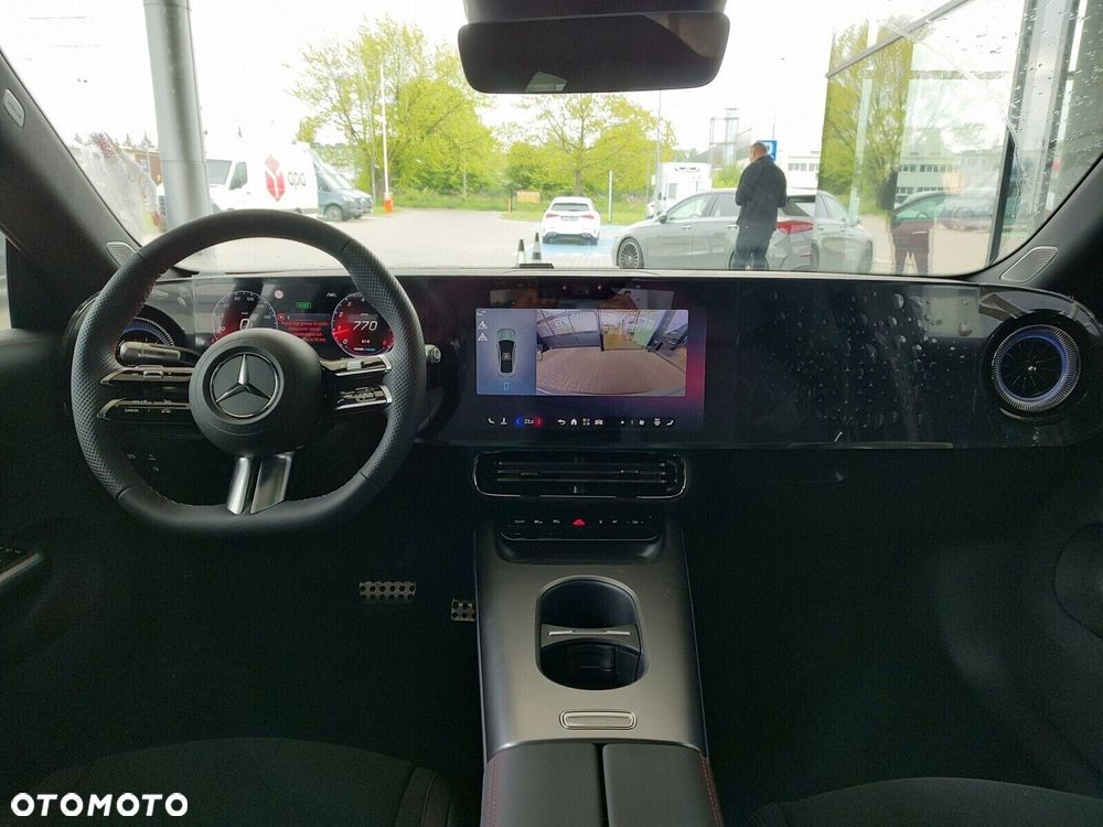 Mercedes-Benz CLA - 9