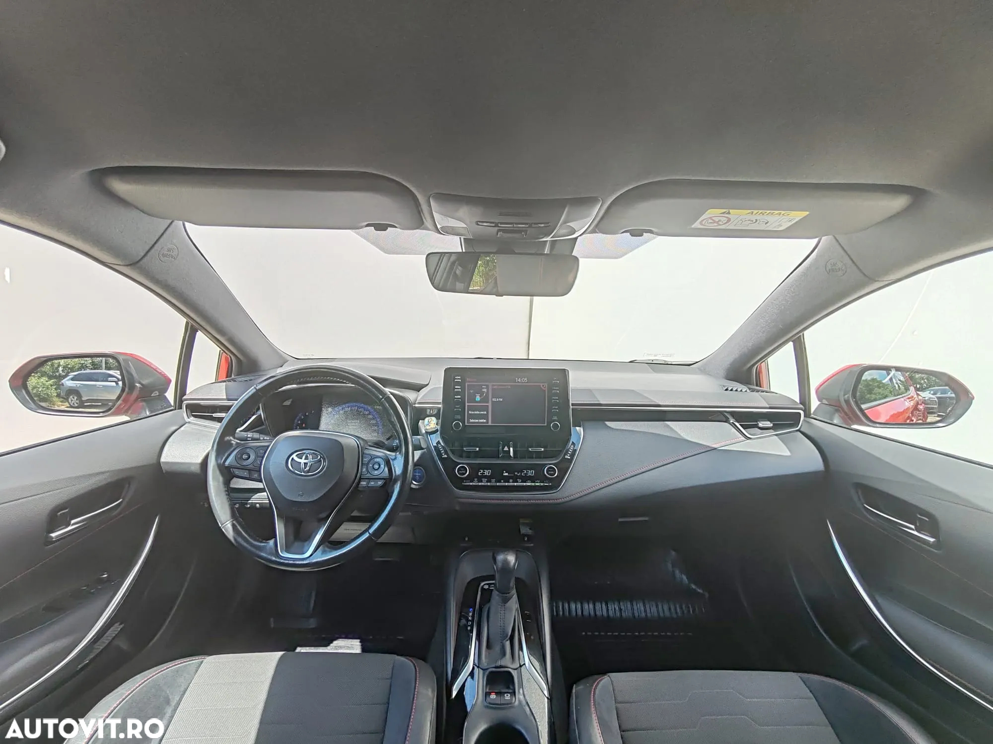 Toyota Corolla 1.8 HSD Exclusive GR Sport - 8