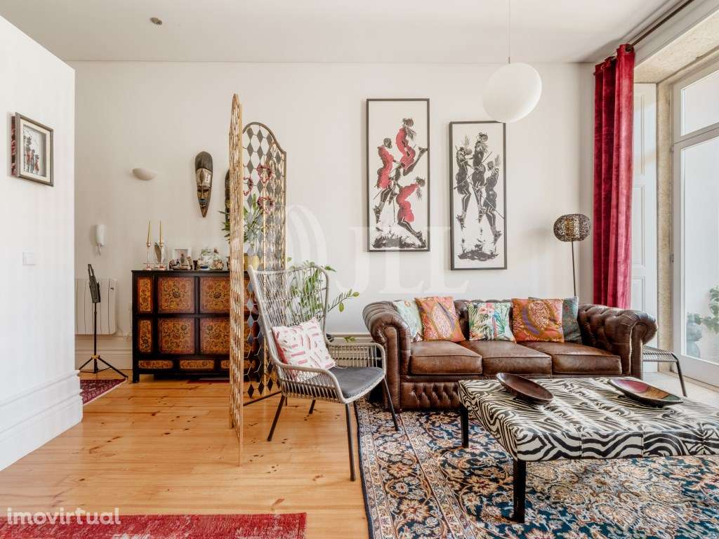 Apartamento T2+1 duplex, com jardim e pátio, no Porto - Grande imagem: 3/30