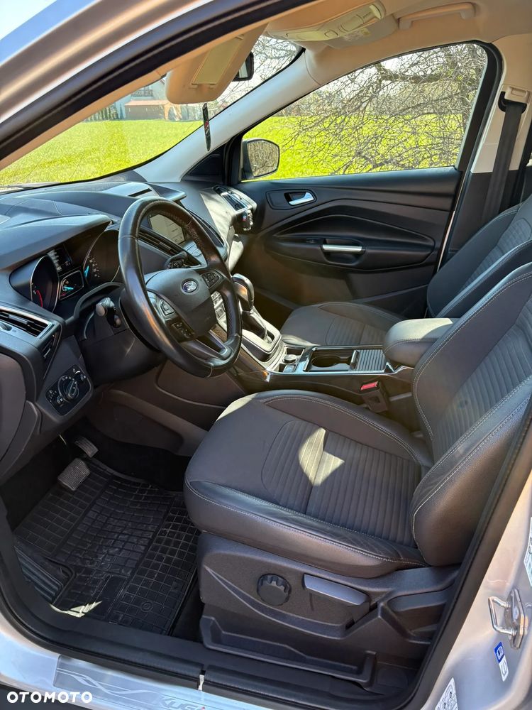 Ford Kuga 1.5 TDCi 2x4 Cool & Connect - 10