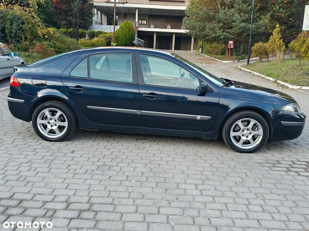 Renault Laguna 1.9 dCi Initiale - 3