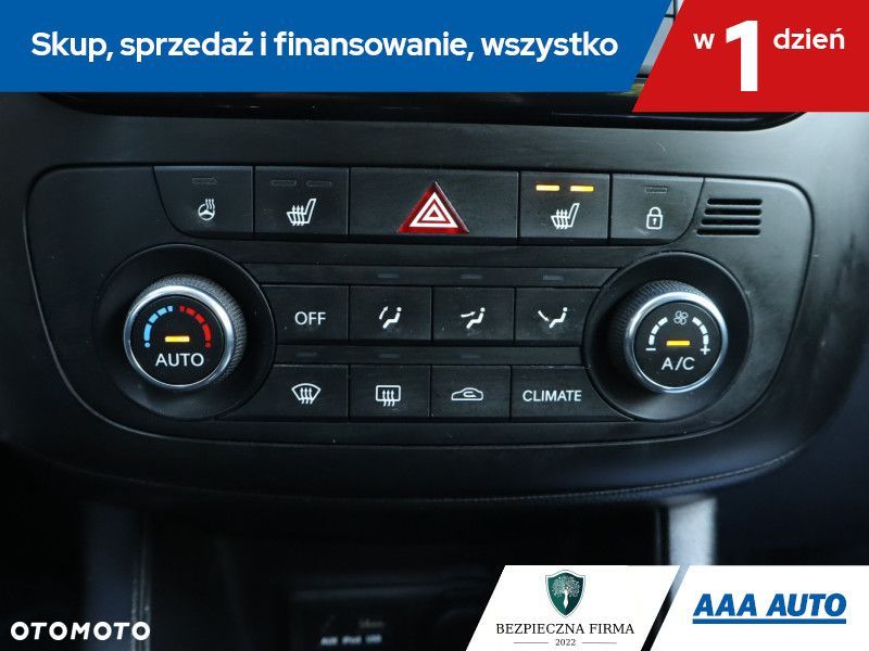 Kia Venga - 18
