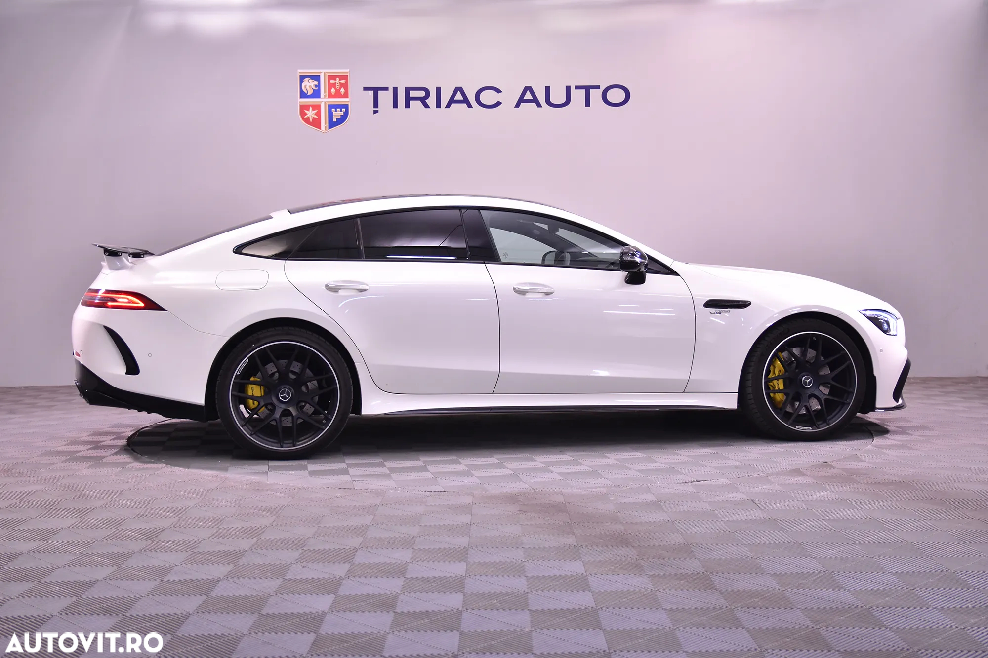 Mercedes-Benz AMG GT 43 4MATIC+ - 6
