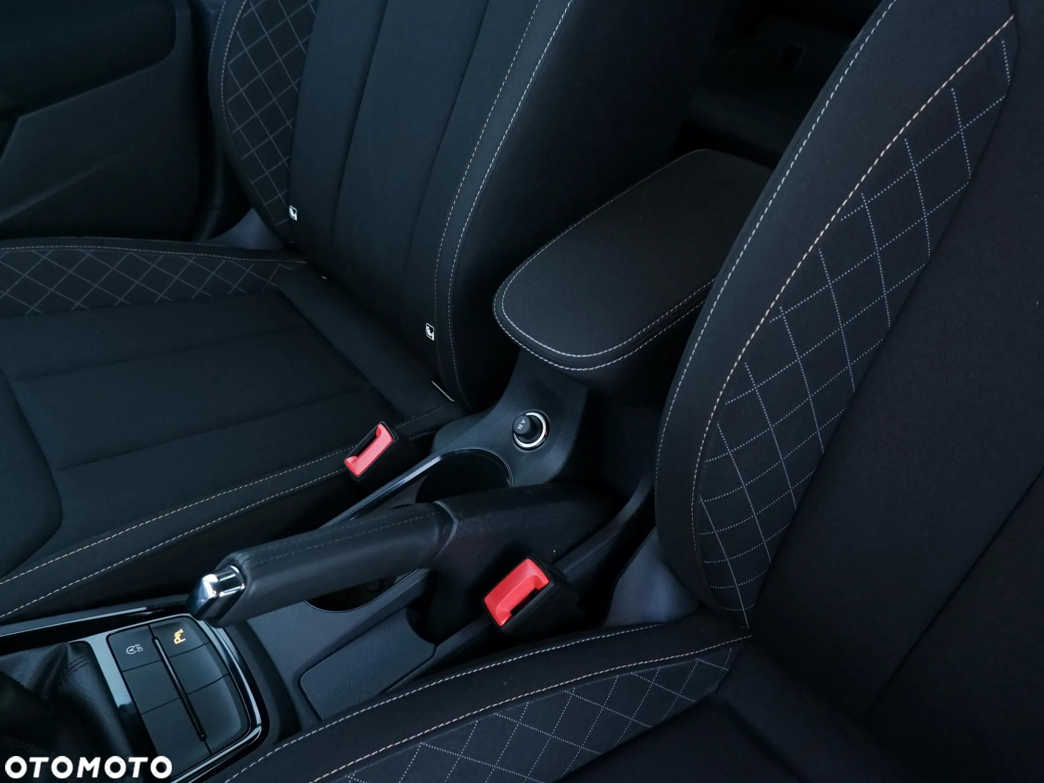 Skoda Kamiq 1.0 TSI Ambition - 38