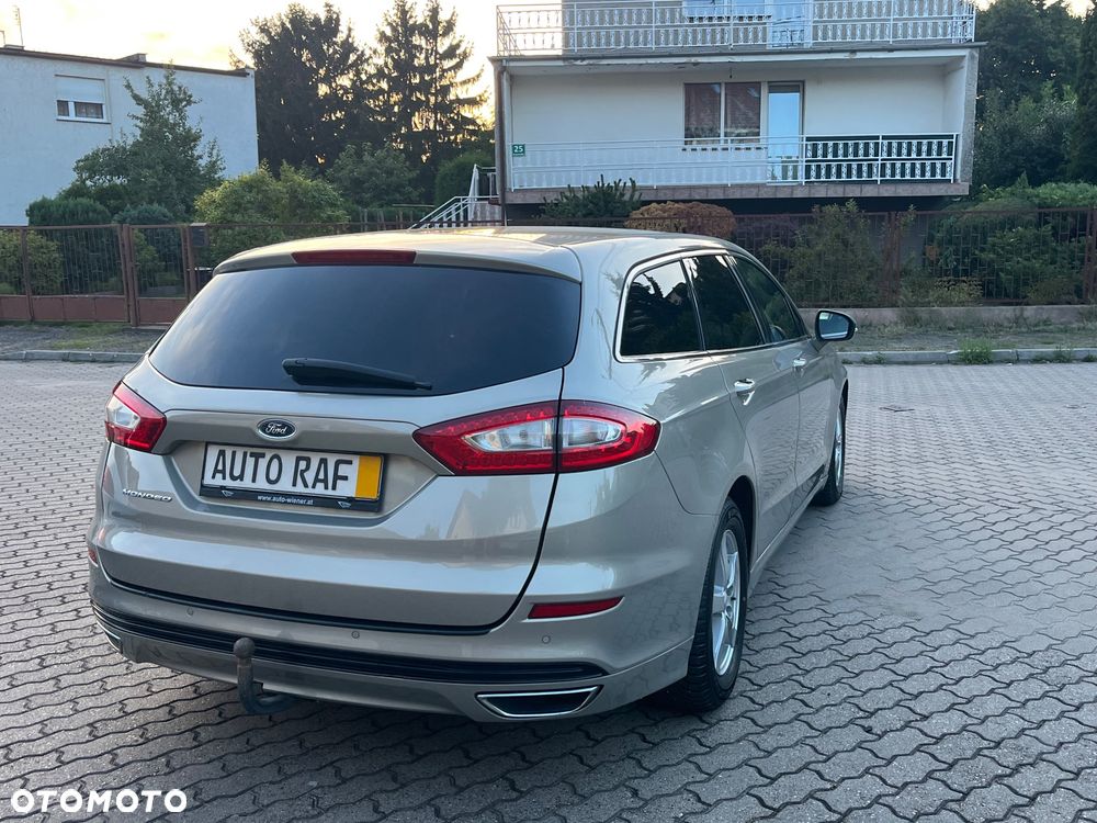 Ford Mondeo 2.0 TDCi STart-Stopp Titanium - 4