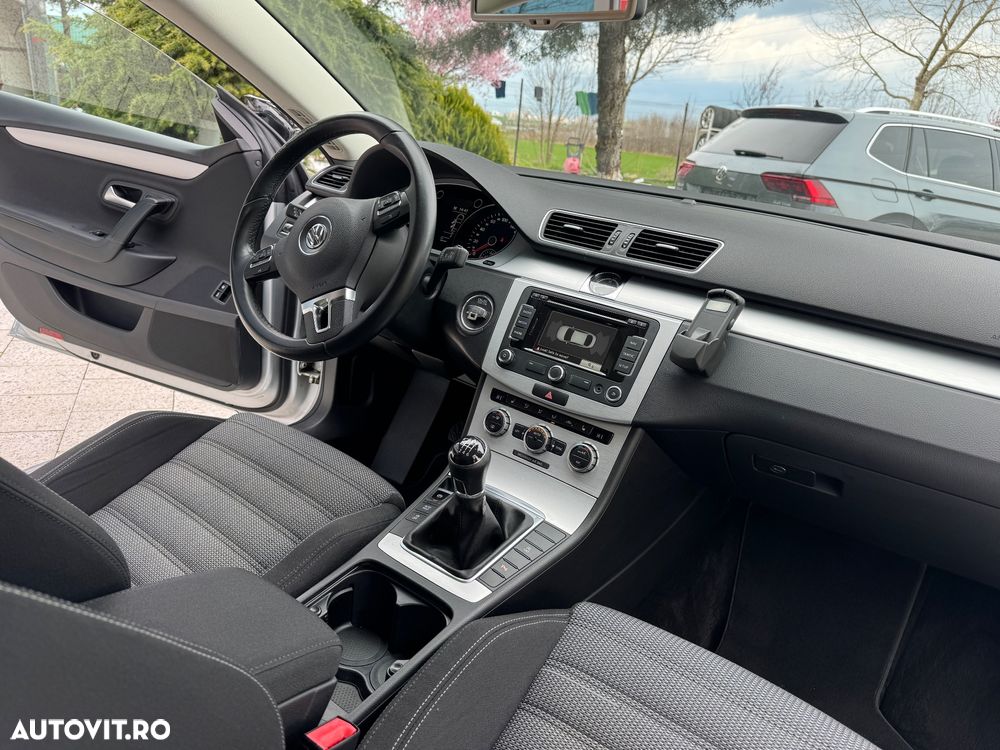 Volkswagen Passat 2.0 TDI BlueMotion Technology Highline - 8