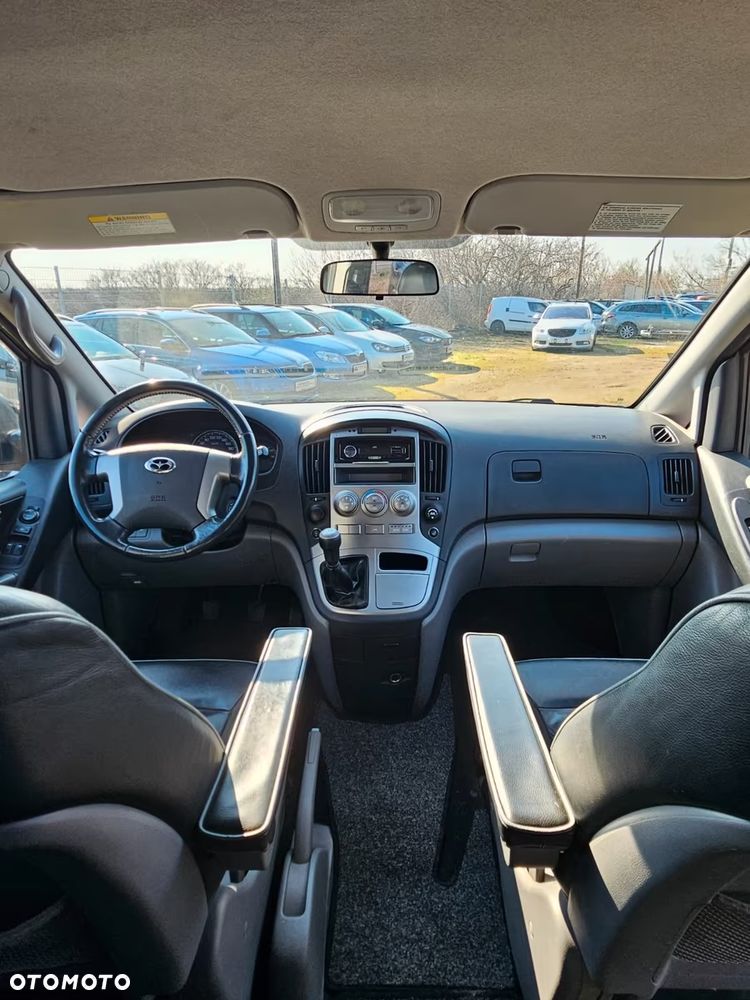 Hyundai H-1 2.5 CRDi Travel Premium - 11