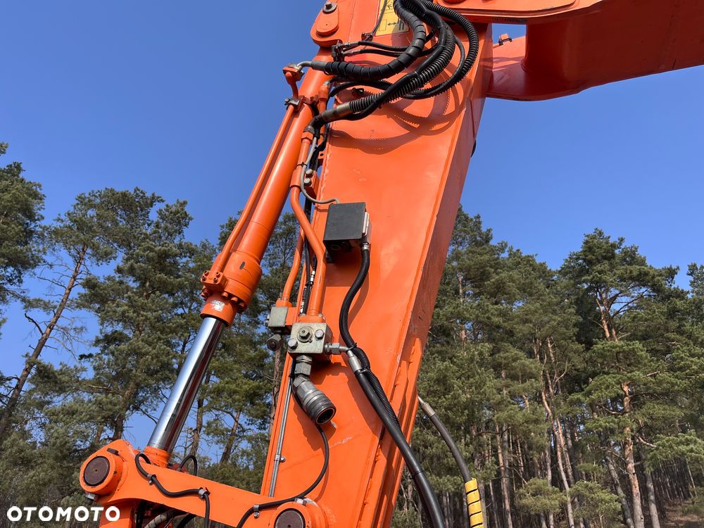 Doosan DX140W - 13