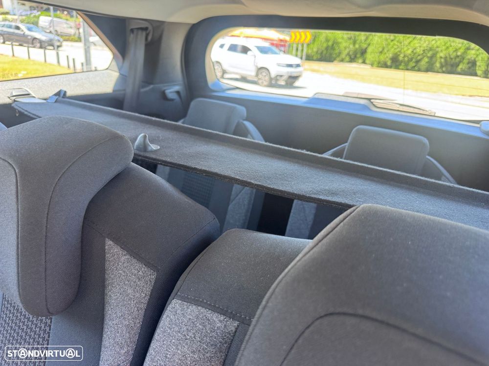 Peugeot 5008 PureTech 130 EAT8 Stop & Start Active Business-Pack - 16