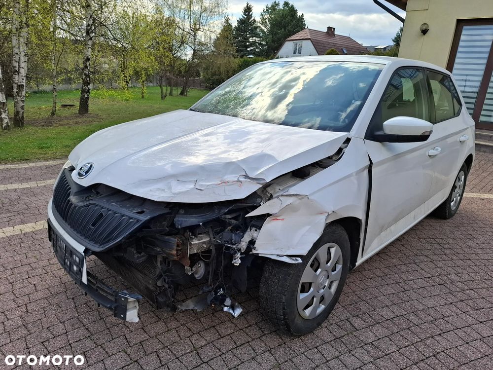 Skoda Fabia - 4