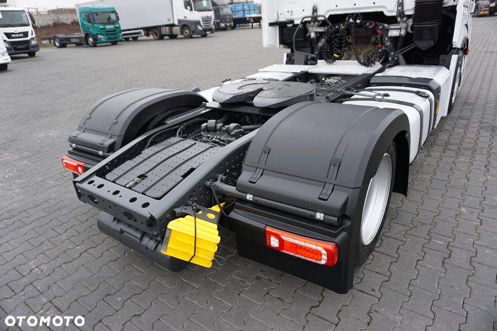 Mercedes-Benz ACTROS / 1851 / E 6 / MP 5 / ACC / MEGA / LOW DECK / RETARDER / BIG SPACE - 32