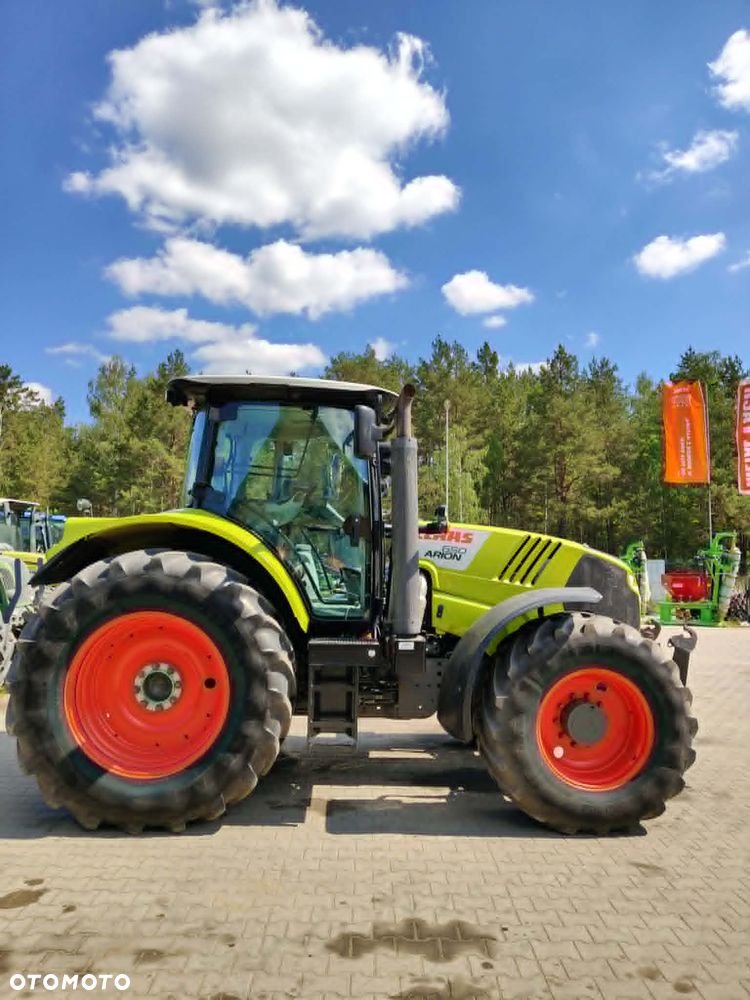 Claas ARION 650