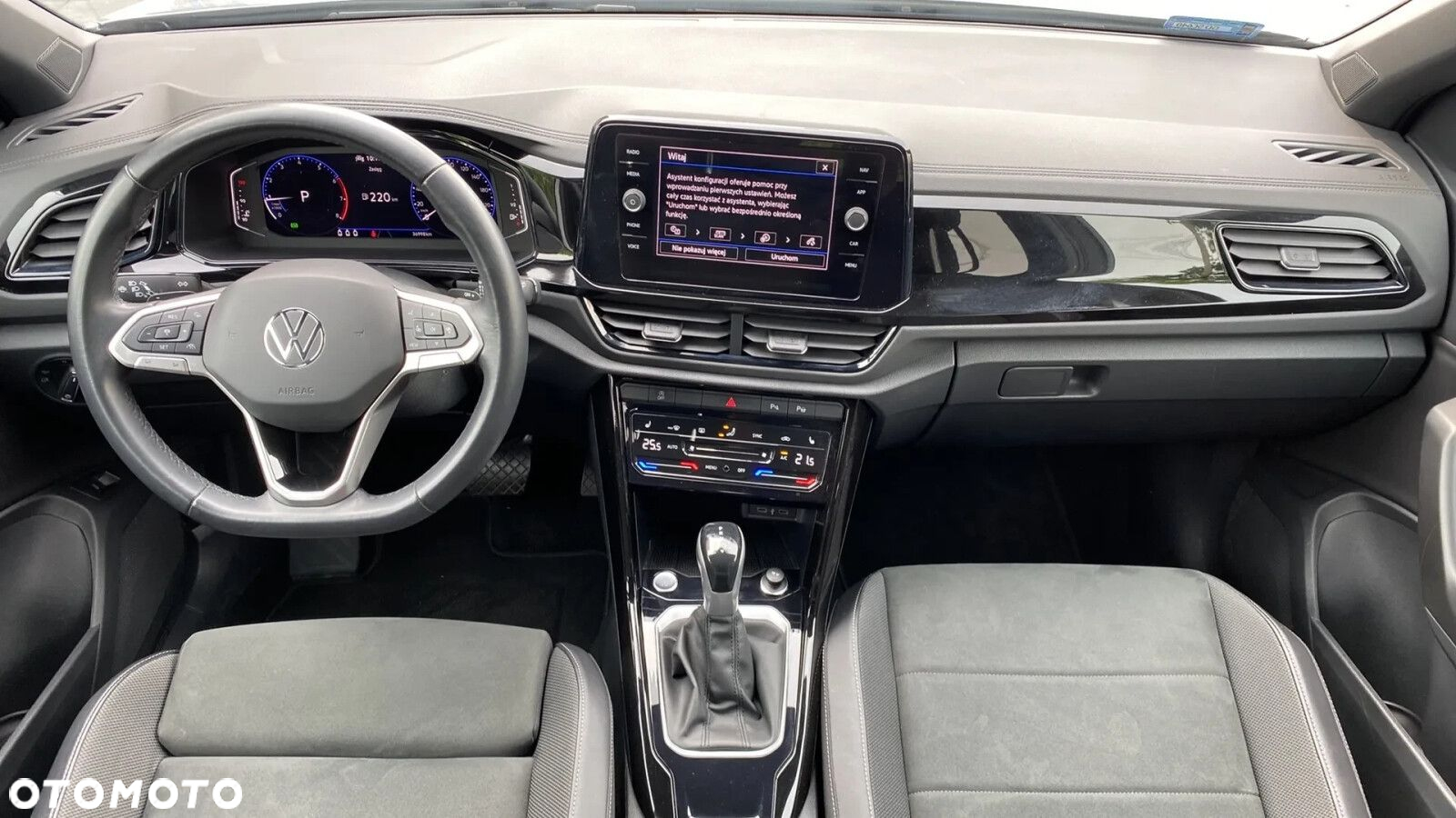 Volkswagen T-Roc - 19