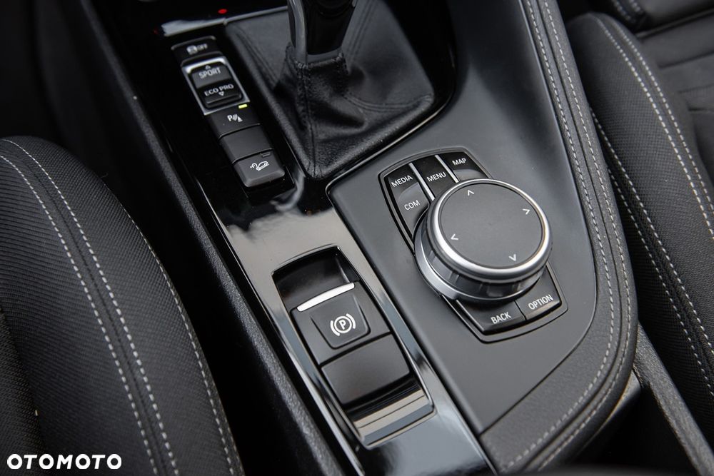 BMW X1 xDrive18d Business Edition sport - 30
