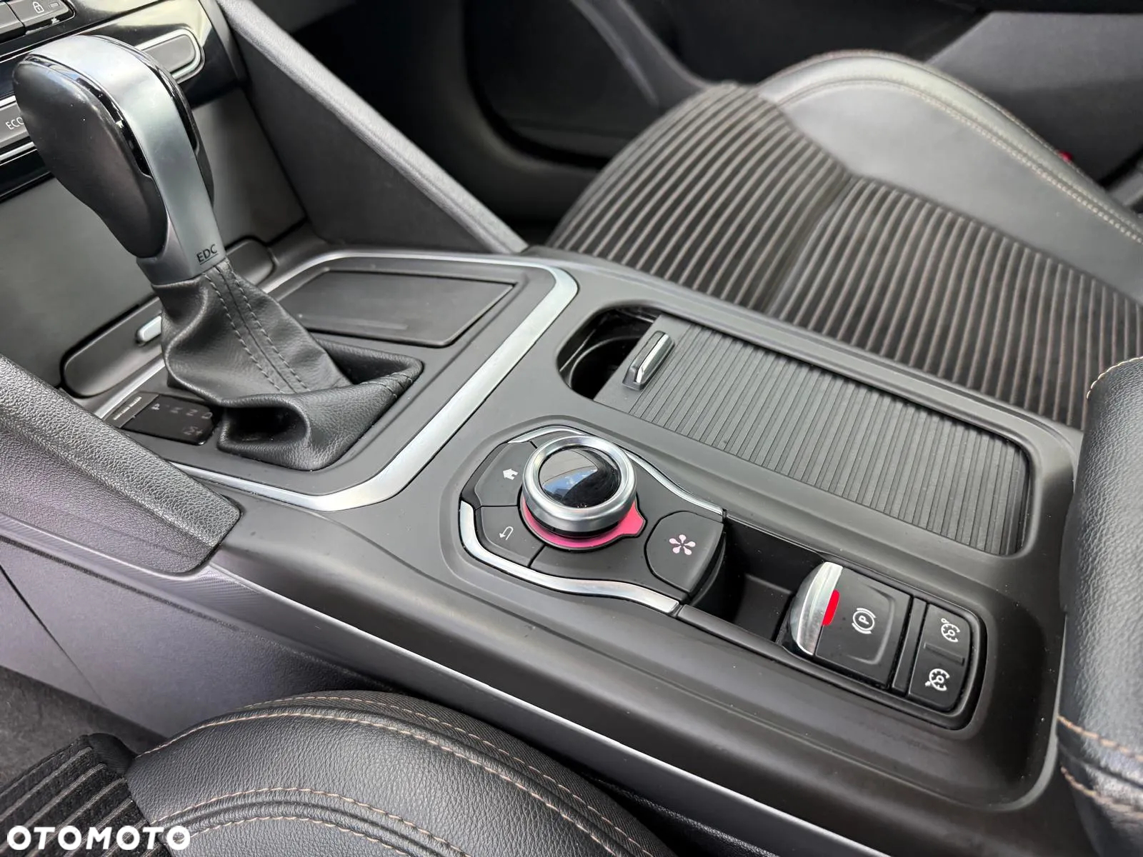 Renault Talisman Grandtour ENERGY dCi 130 EDC INTENS - 14