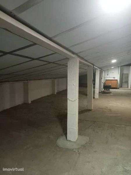 Arrenda Sotao Armazem Camarate - Grande imagem: 5/5