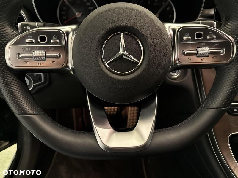 Mercedes-Benz GLC - 13