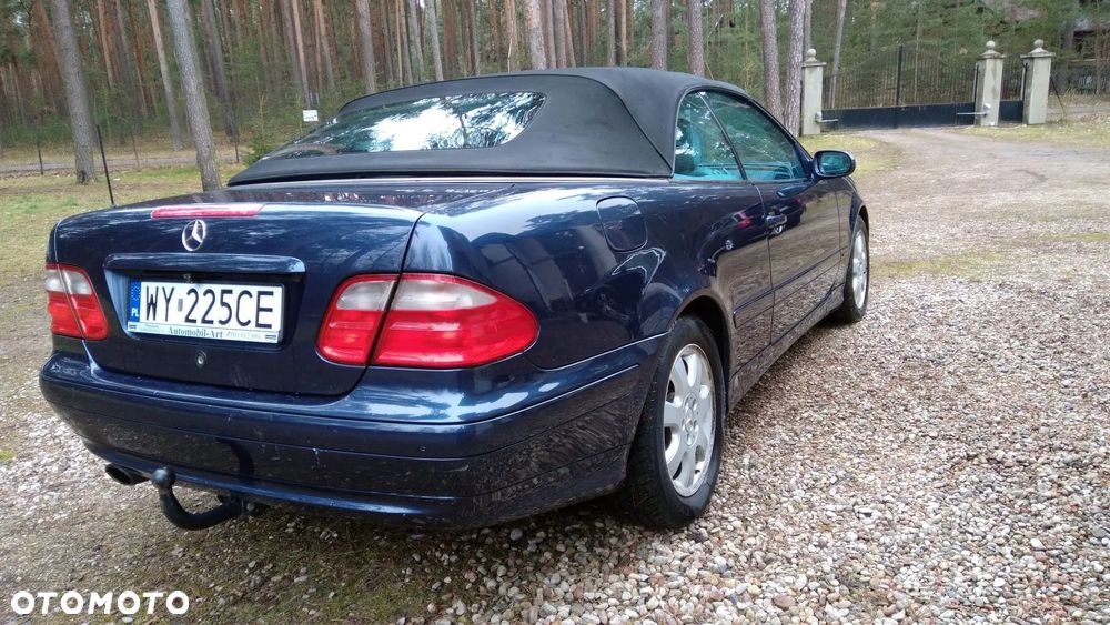Mercedes-Benz CLK - 11