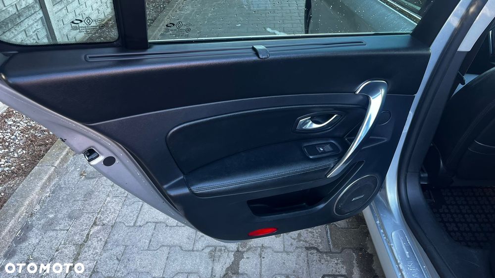 Renault Latitude - 20