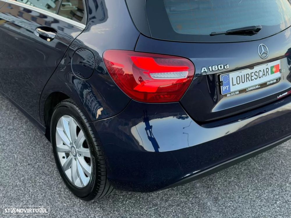 Mercedes-Benz A 180 d Style - 29