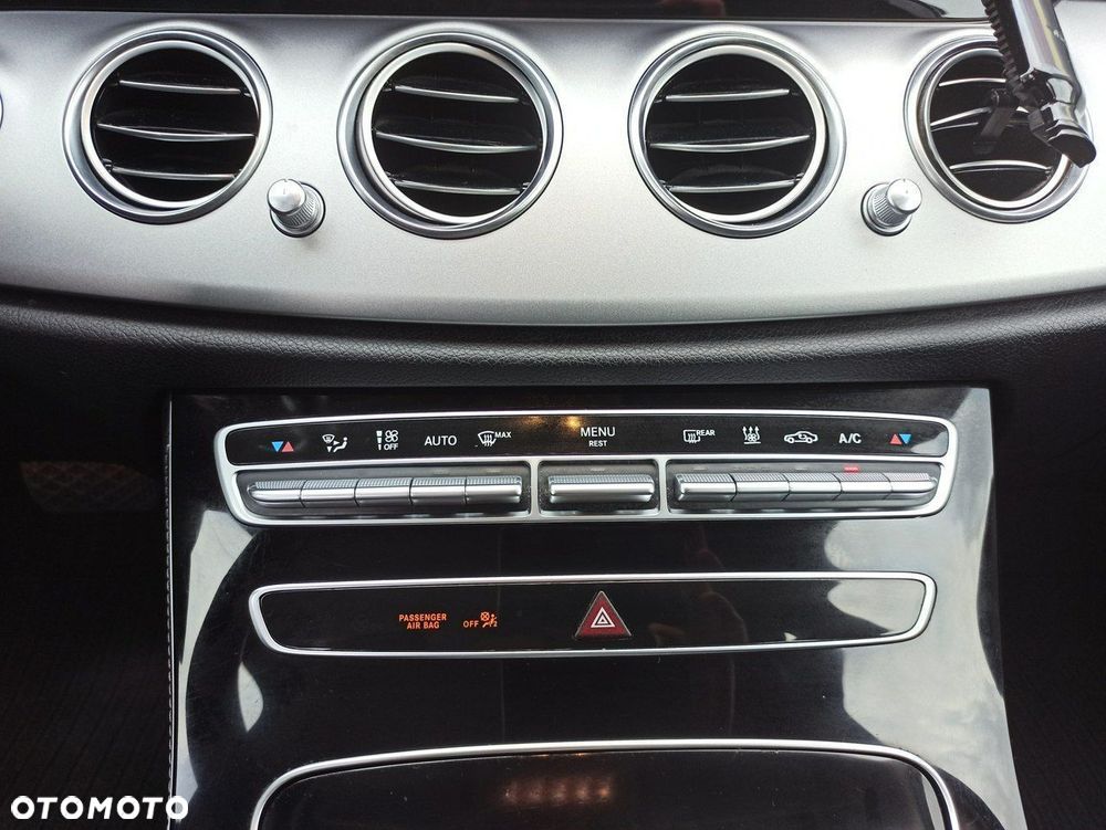 Mercedes-Benz Klasa E - 8