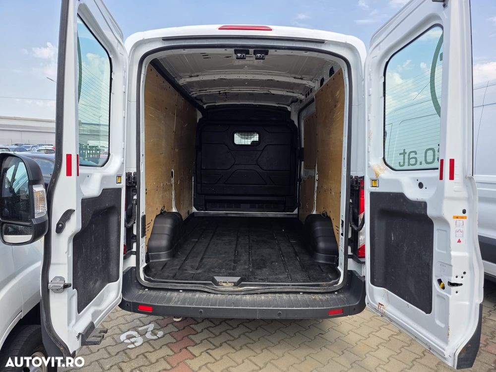 Ford Transit - 8