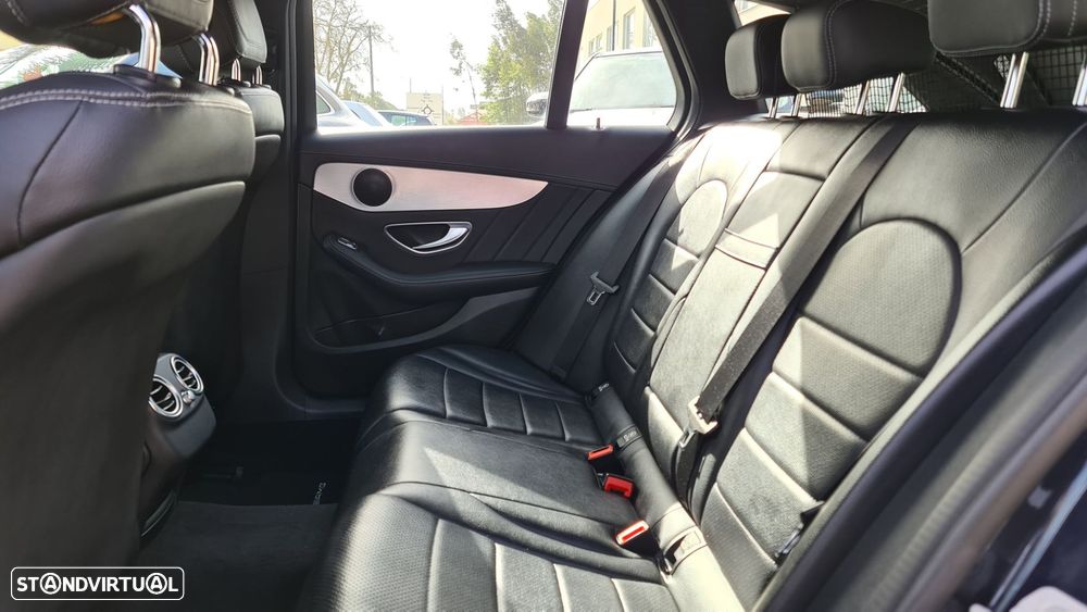 Mercedes-Benz C 300 - 10
