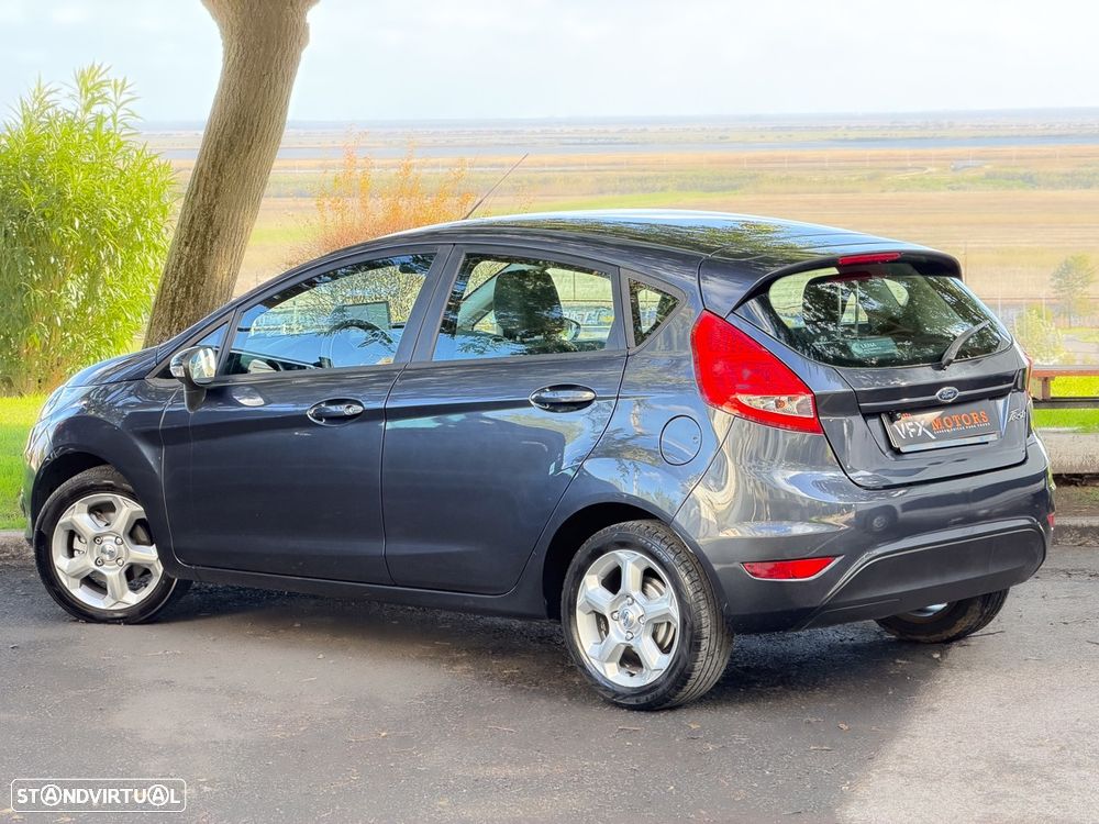 Ford Fiesta 1.25 Techno - 7