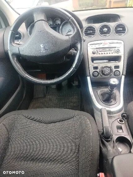Peugeot 308 1.6 Premium - 9