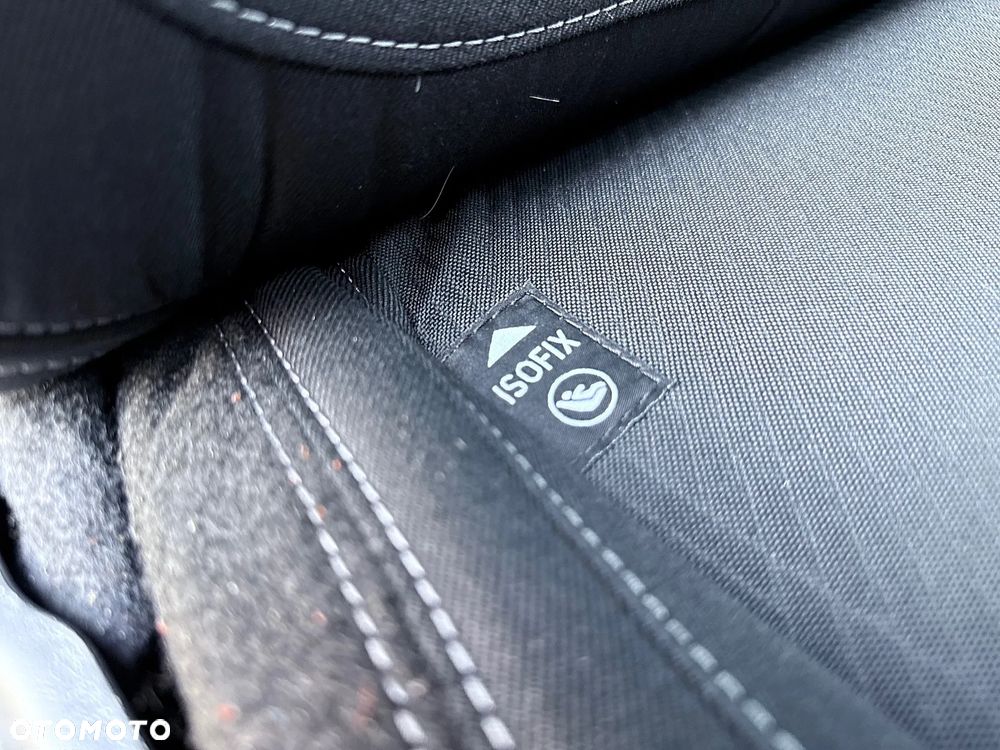 Renault Trafic Grand 2.0 dCi - 18