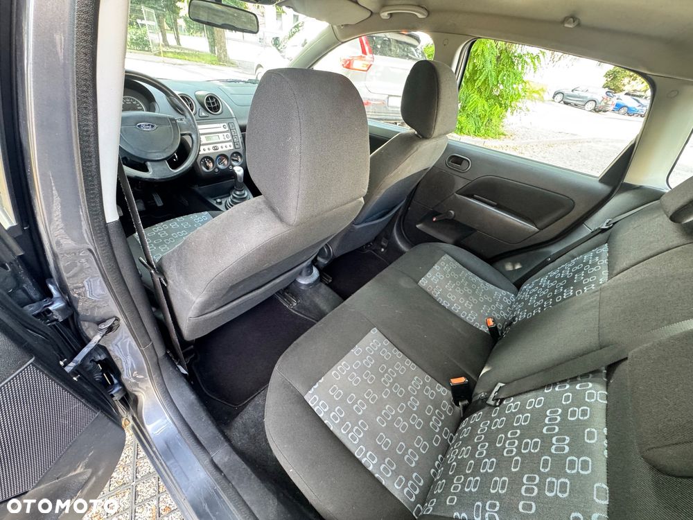 Ford Fiesta 1.25 Gold X - 30