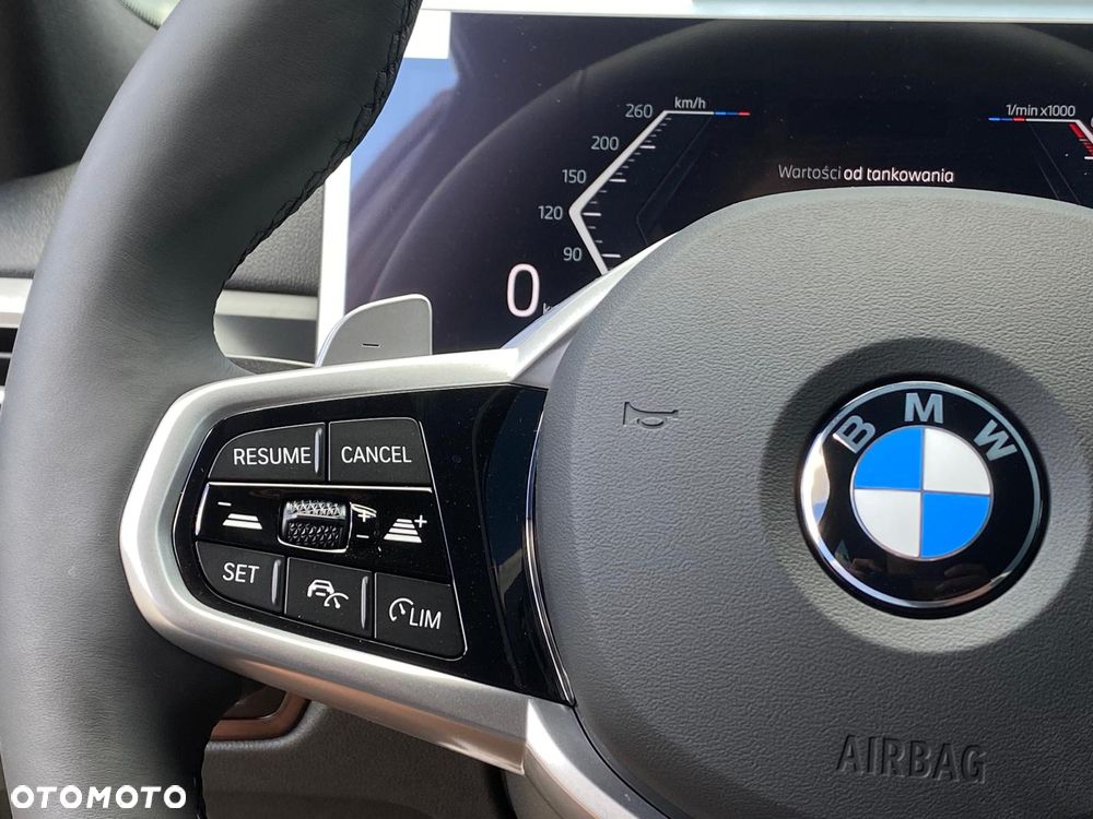 BMW Seria 3 330d xDrive mHEV sport - 18