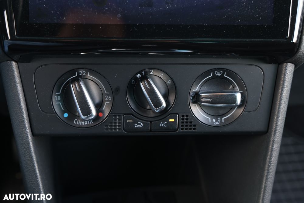 Volkswagen Polo 1.6 TDI DSG Style - 18