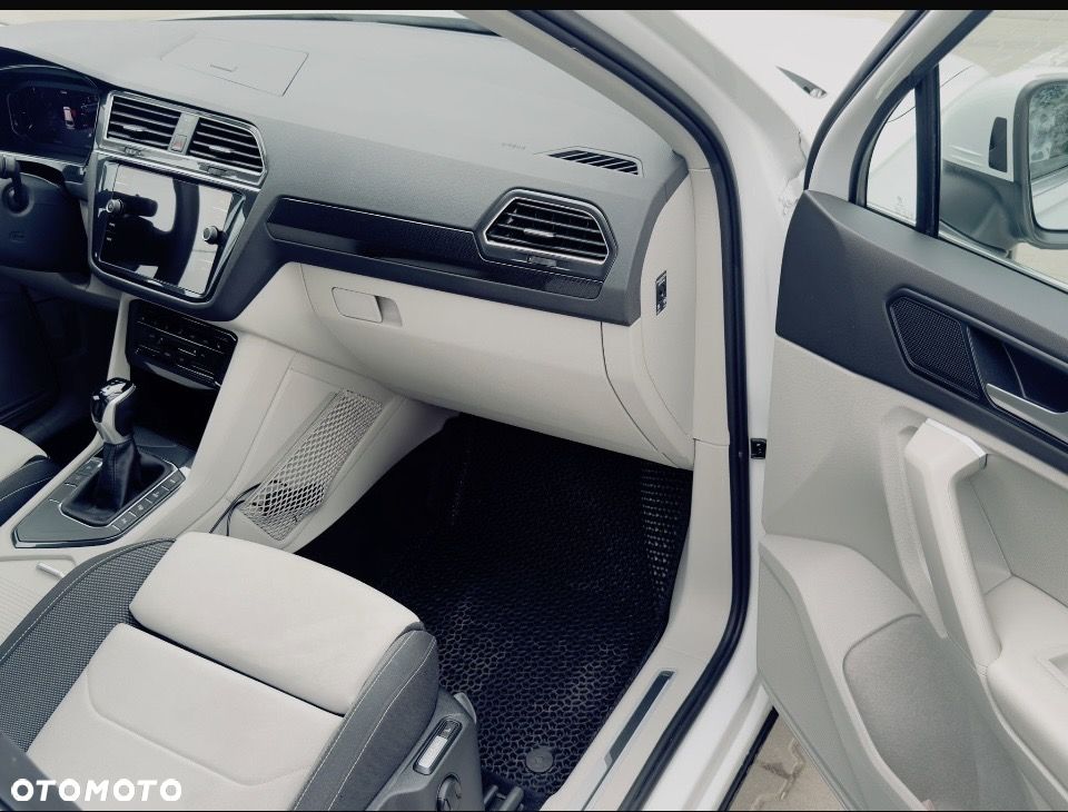 Volkswagen Tiguan 1.4 eHybrid Elegance DSG - 9