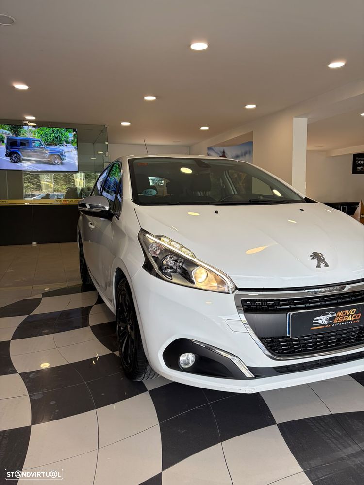 Peugeot 208 1.6 BlueHDi Allure - 3