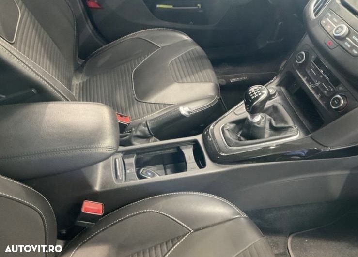 Ford Focus 1.5 EcoBoost Start-Stopp-System Titanium - 16