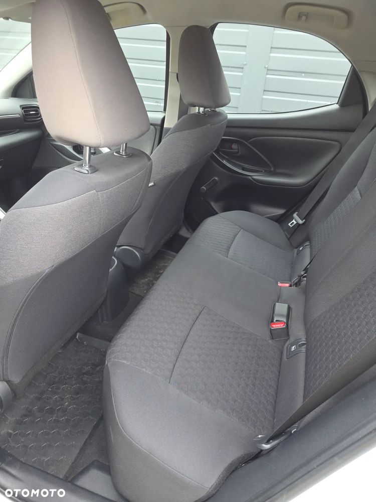 Toyota Yaris 1.5 Comfort - 9