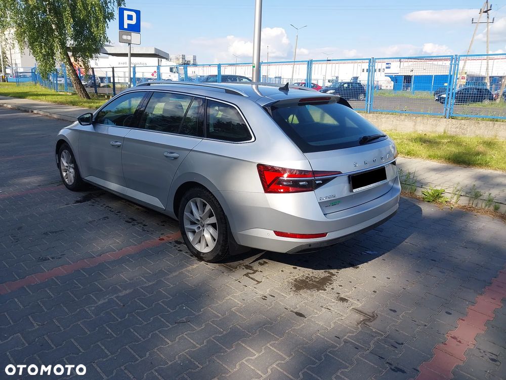 Skoda Superb 2.0 TDI Style DSG7 - 3