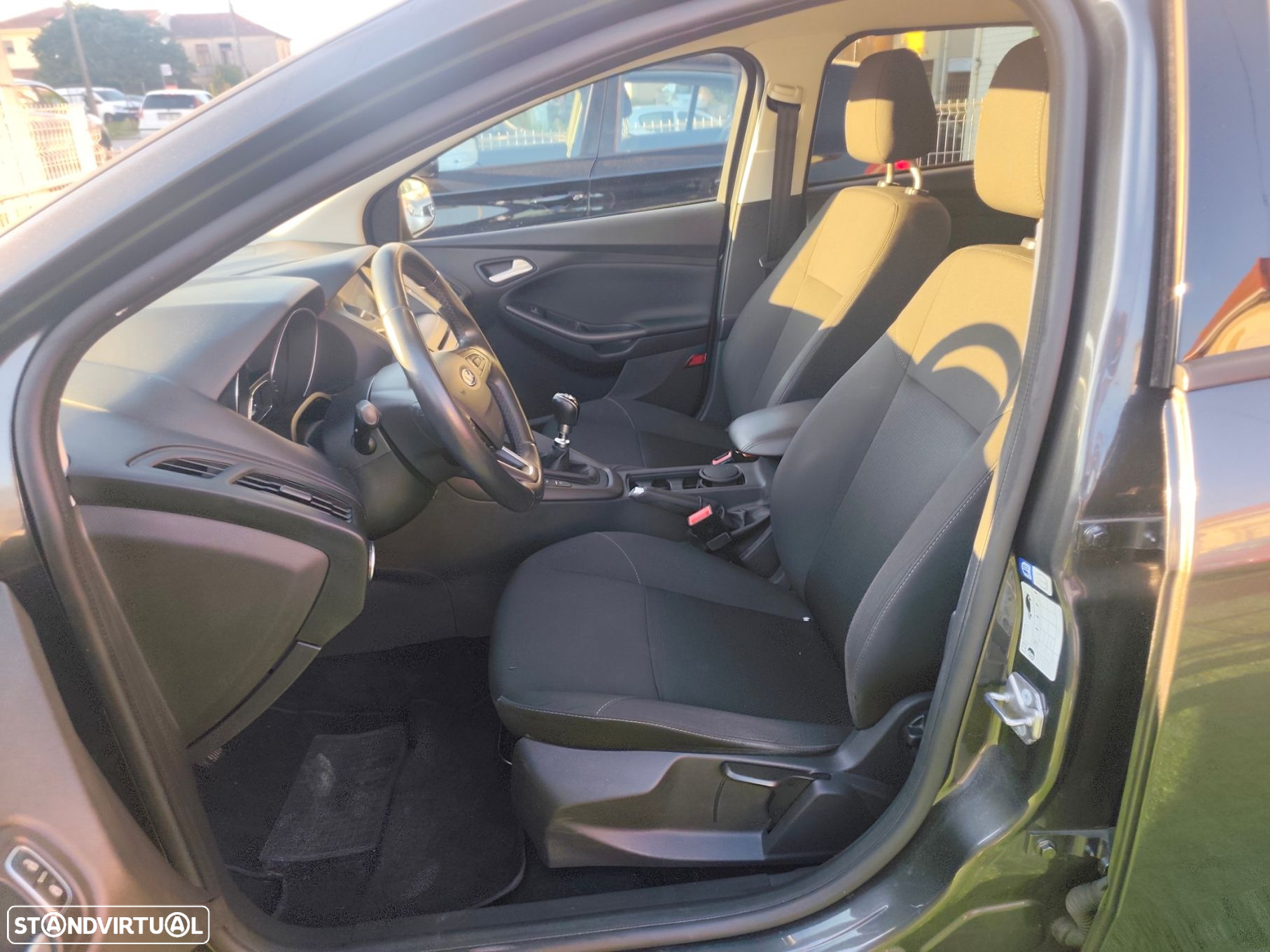 Ford Focus SW 1.5 TDCi EcoBlue Titanium - 18