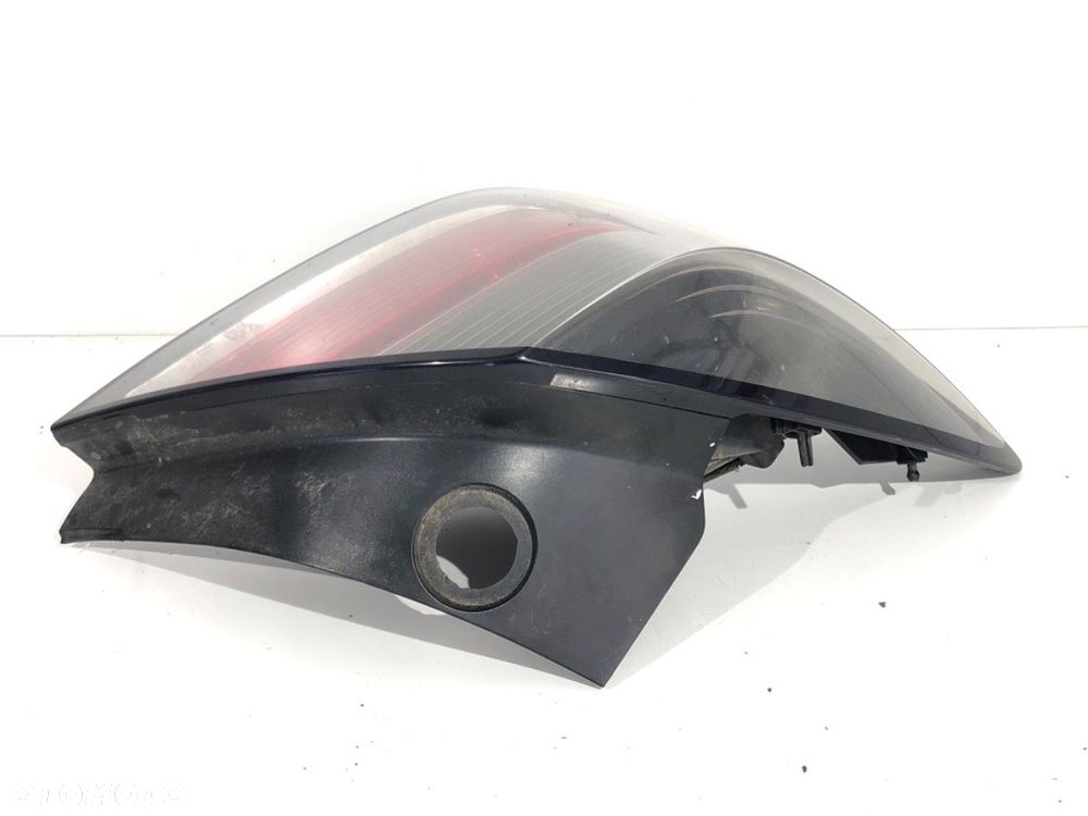 LAMPA LEWY TYŁ  OPEL ASTRA H GTC (A04) 2005 - 2010 1.4 (L08) 66 kW [90 KM] benzyna 2005 - 2010 - 5