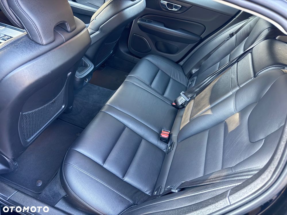 Volvo V60 D4 Inscription - 22