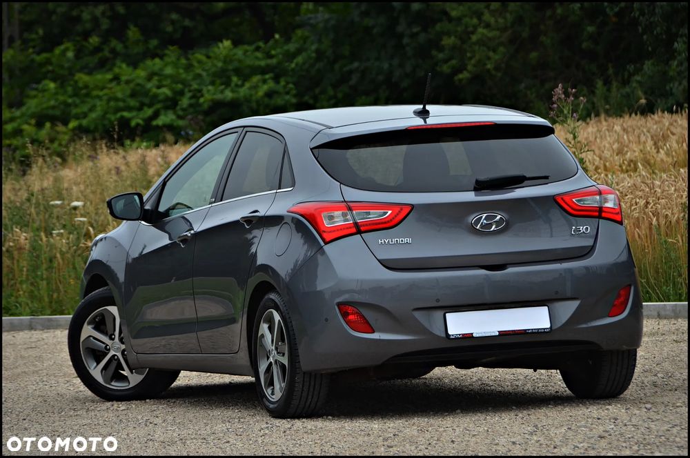 Hyundai i30 1.6 CRDi Premium - 4