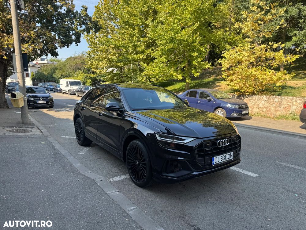 Audi Q8 SUV TFSI quattro 250 kW tiptronic S line business - 1