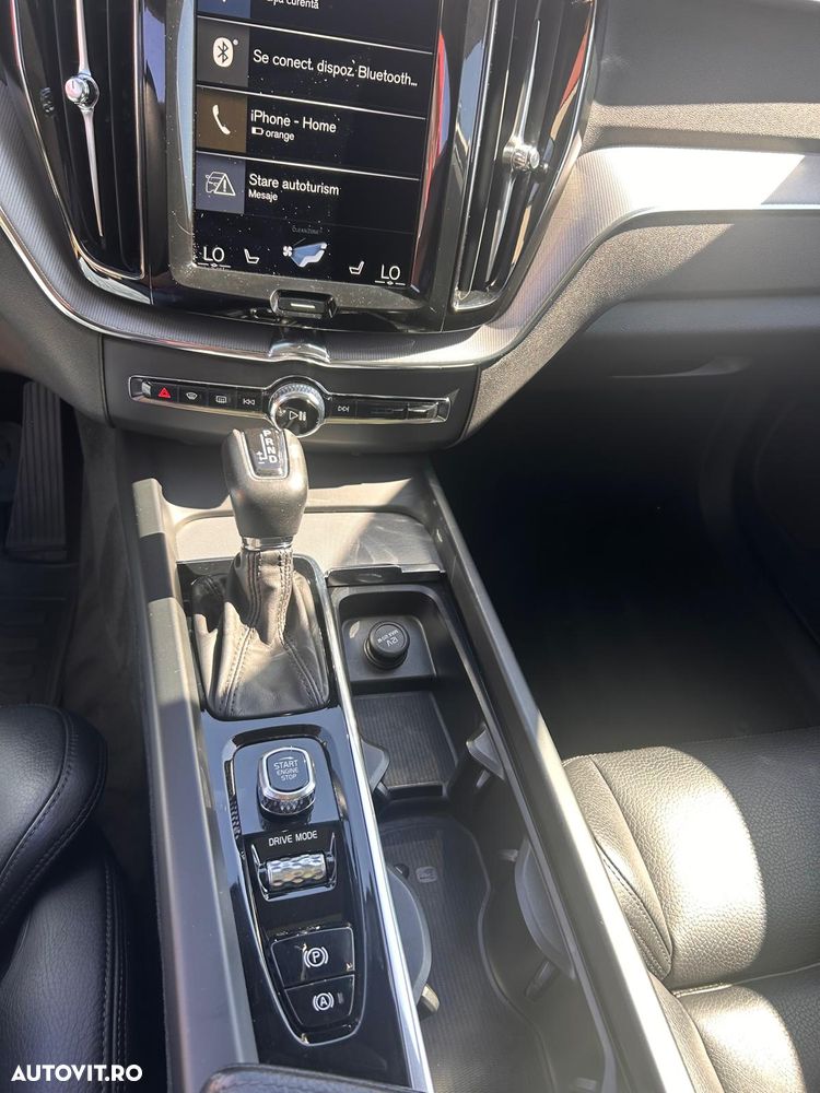 Volvo XC 60 D5 AWD Geartronic Inscription - 5