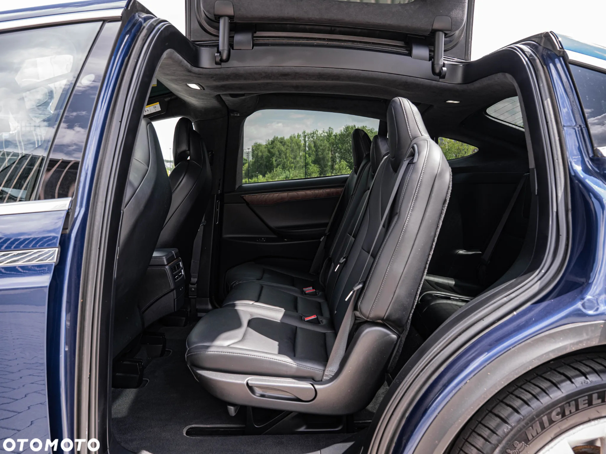 Tesla Model X Long Range Plus - 16