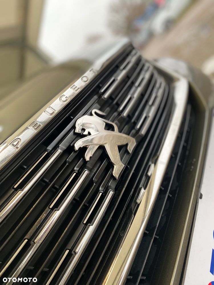 Peugeot 5008 2.0 BlueHDI Crossway S&S EAT8 - 16