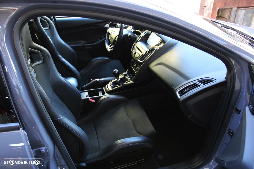 Ford Focus 2.3 EcoBoost S&S 4WD RS - 30